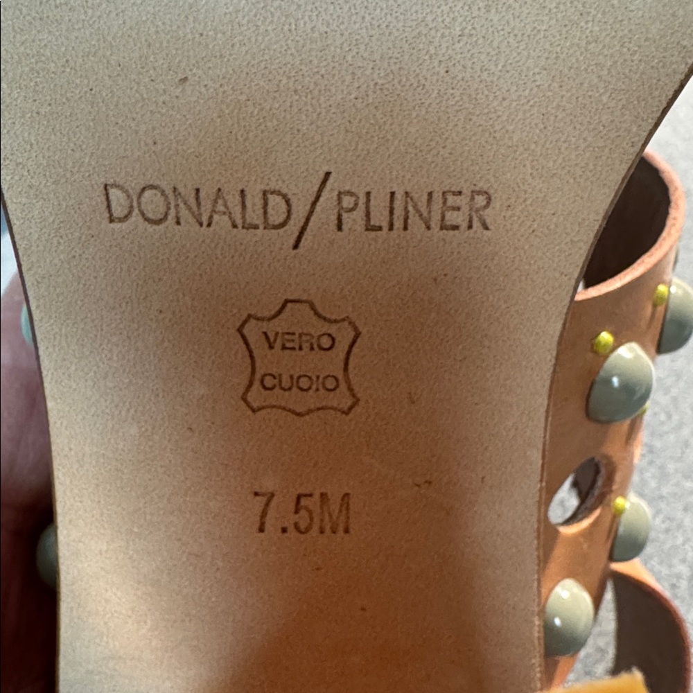 Donald Pliner Studded Leather Block Heel Sandals - 3.5-4" heel, Size 7 1/2 M - Picture 7 of 9